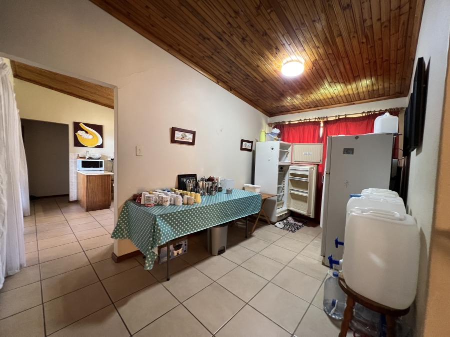 5 Bedroom Property for Sale in Ferreira Town Eastern Cape